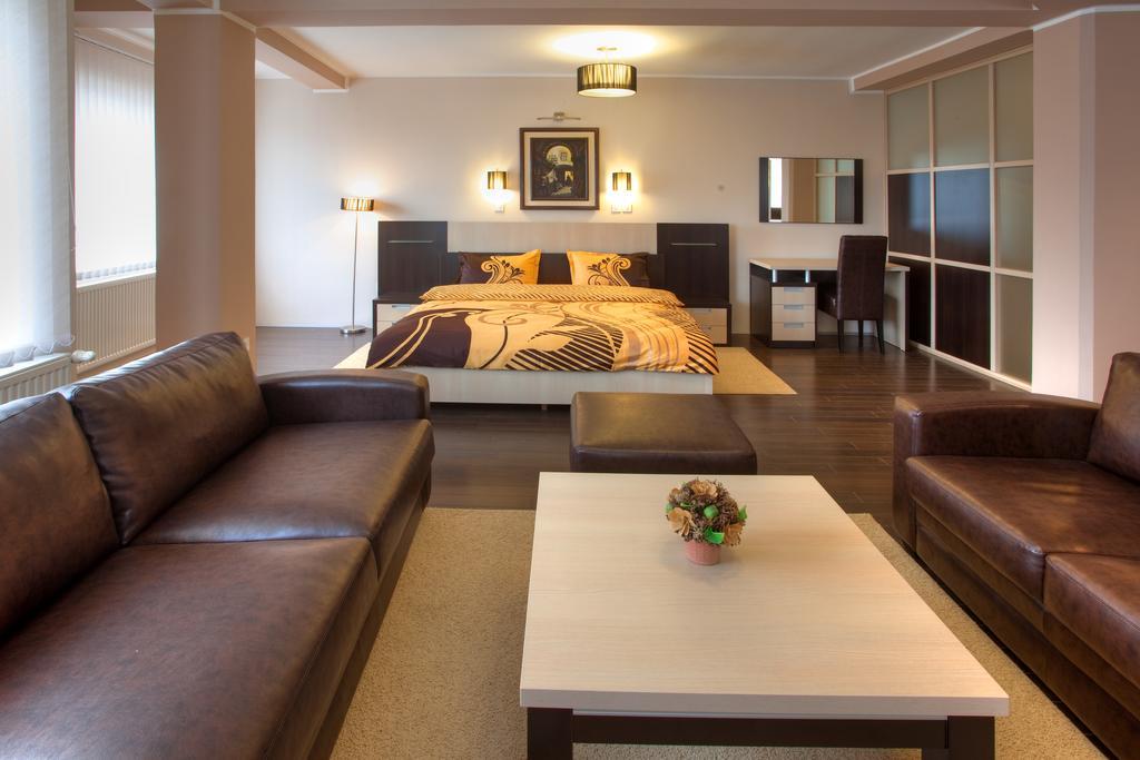 Guesthouse Vitez Vranje Buitenkant foto