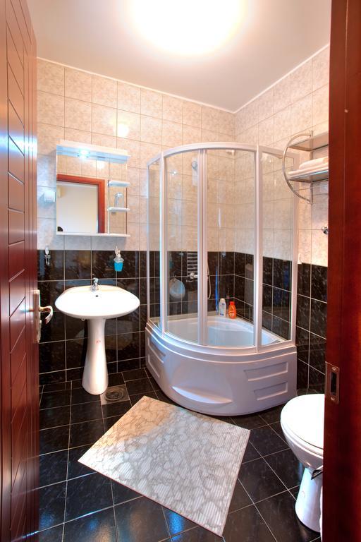 Guesthouse Vitez Vranje Buitenkant foto